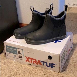 Xtratuf leather 6 in ankle deck boot